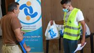توزيع حصص غذائية على العائلات اللبنانية